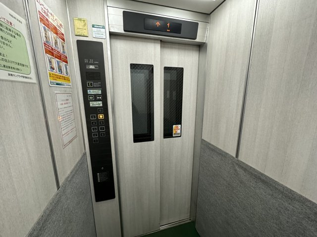 卸商サンプラザのその他共用部分|エレベーター