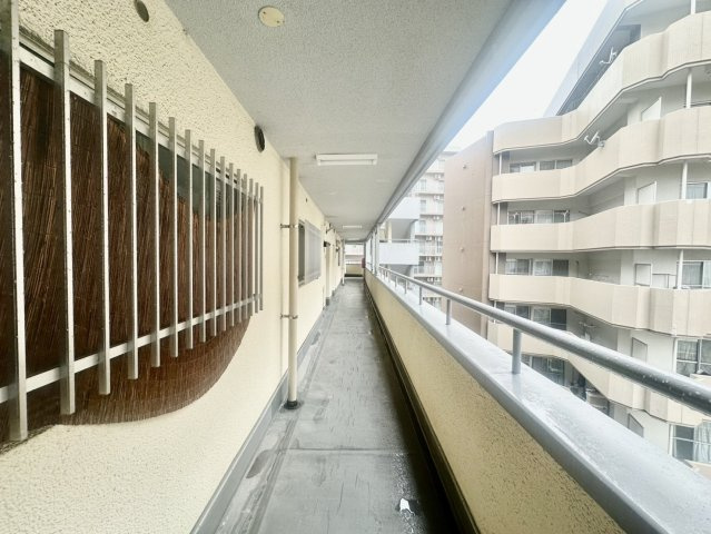 卸商サンプラザのその他共用部分|住戸階廊下