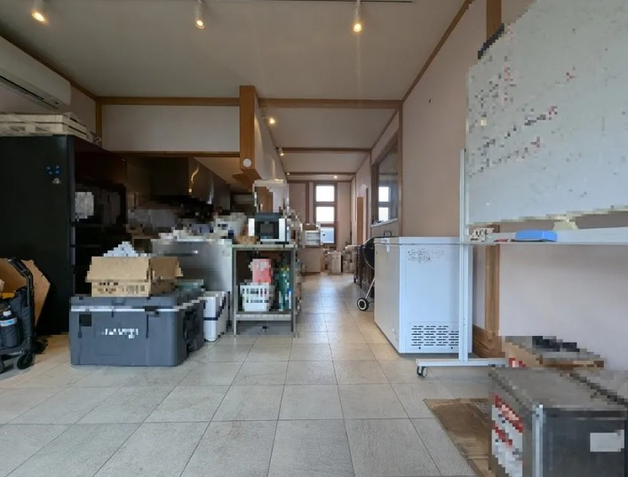 「南向き陽当たり良好」高知市水源町　中古一戸建ての居間・リビング|リビングです。