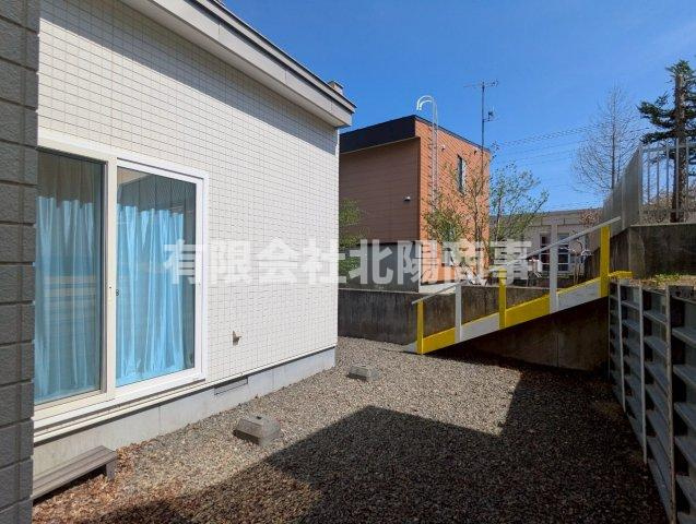 弟子屈町中央2丁目　中古住宅の庭