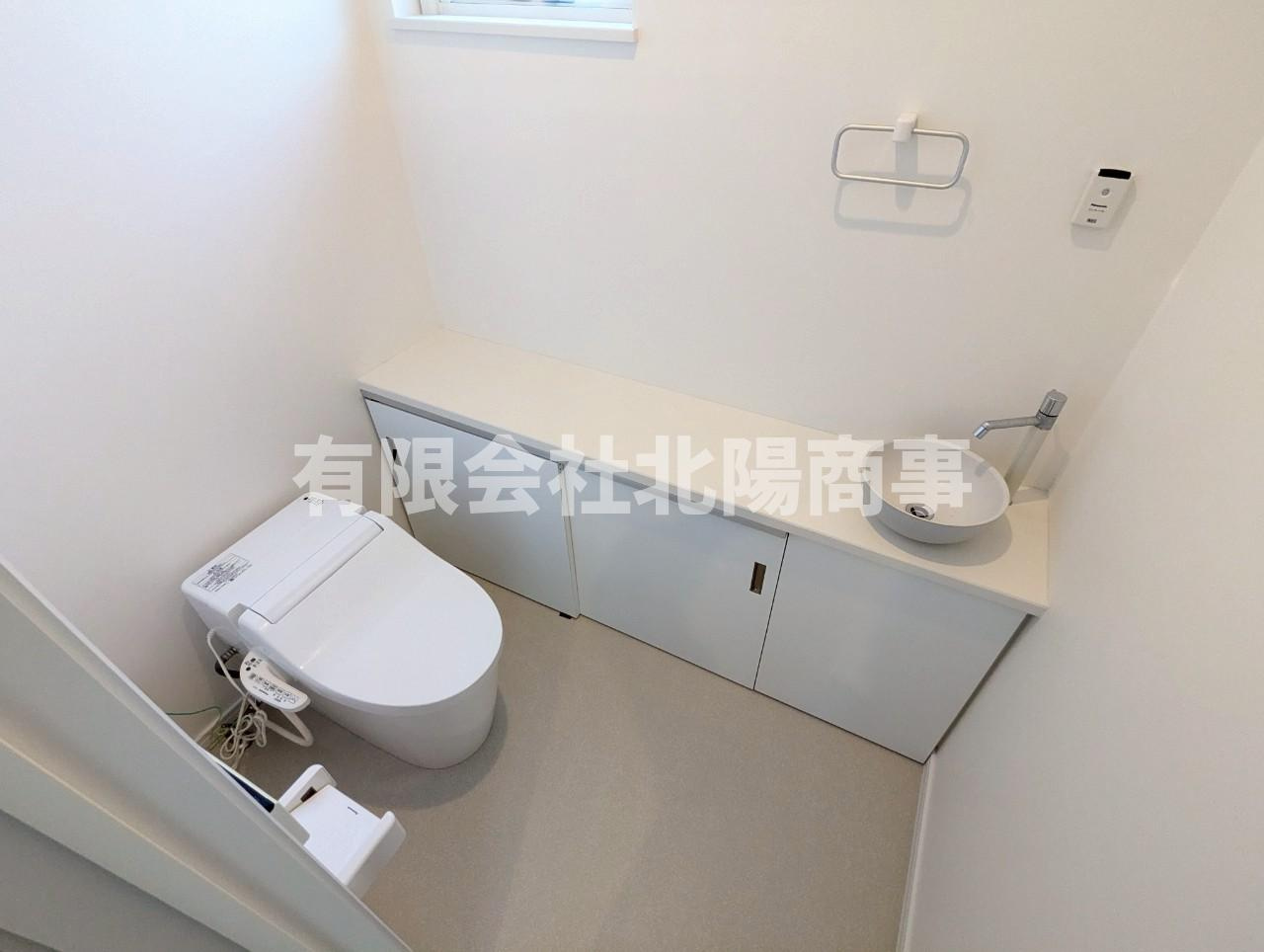 弟子屈町中央2丁目　中古住宅のトイレ