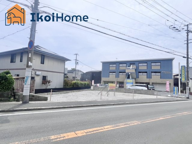 明石市太寺2丁目　土地のその他|前面道路は10.6ｍ幅で広々しています。高低差もございませんので、駐車がし易く、車の対面のすれ違いも楽にできます。
