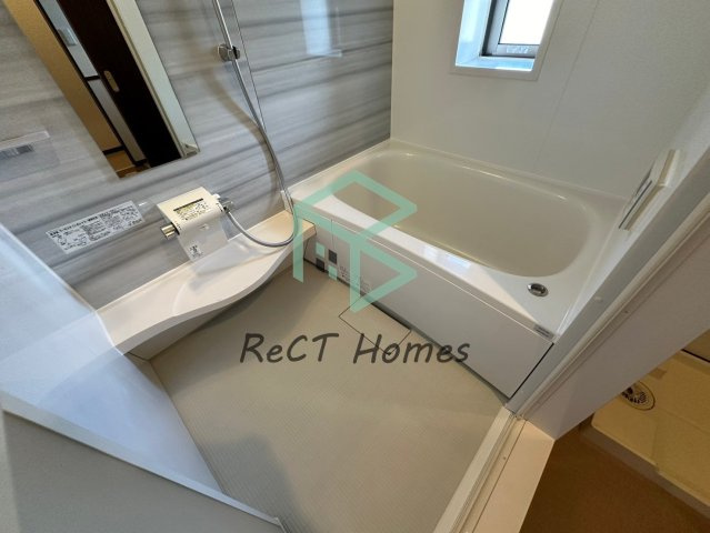 丸萬三番菅の浴室