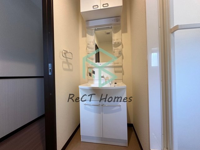 丸萬三番菅の独立洗面台