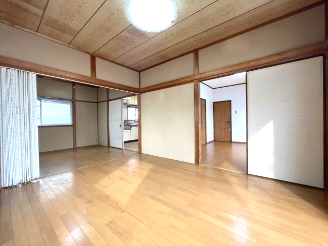 熊取町希望が丘4丁目　中古戸建の洋室