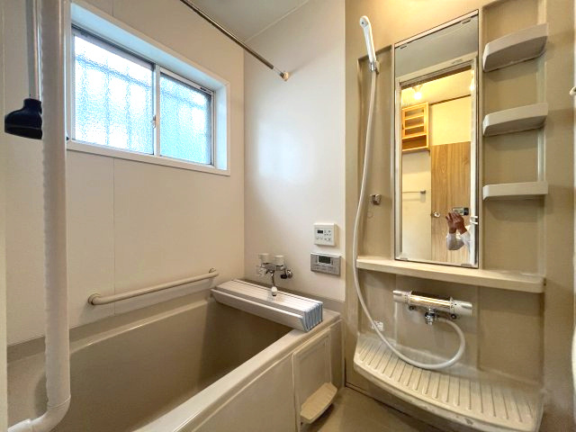 熊取町希望が丘4丁目　中古戸建の浴室