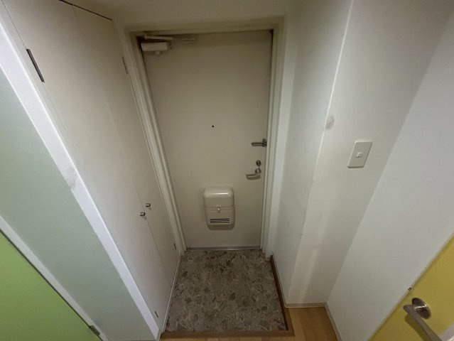 ペルル芦屋の玄関