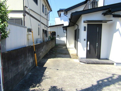 【庭】 | 【再生住宅】甲府市池田1丁目 | お庭で自由な時間を過ごせます