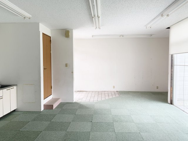 夢広場テナントのロビー