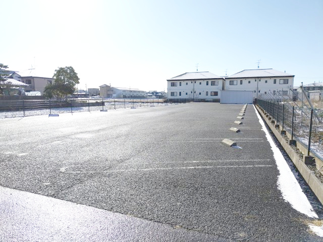 ６４７１２　岐阜市西鶉土地の外観