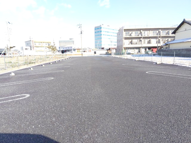 ６４７１２　岐阜市西鶉土地の外観