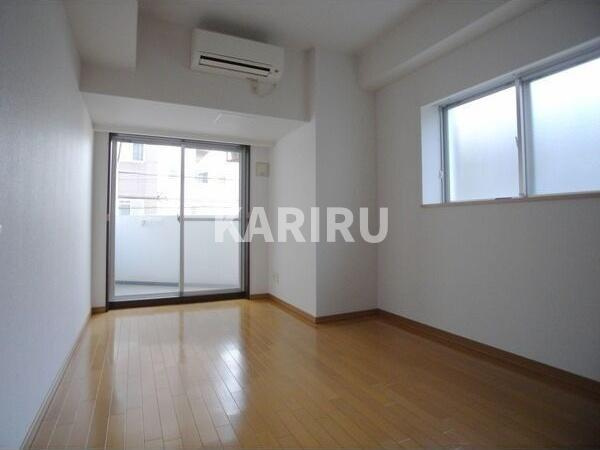 ディナスティ玉造の寝室