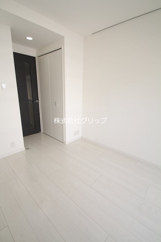 Le'a横濱東口弐番館の洋室
