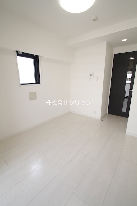 Le'a横濱東口弐番館の洋室