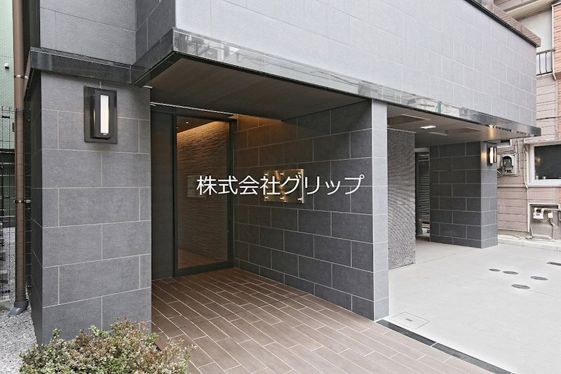 Le'a横濱東口弐番館のエントランス
