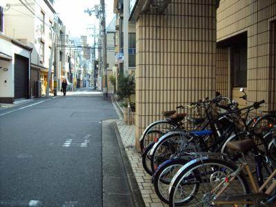 ハウスピエーメの周辺|前面道路