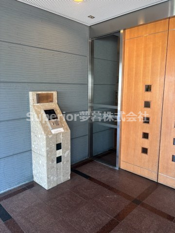 【中古マンション】シャルマンコーポ大津のぞみが丘のエントランス