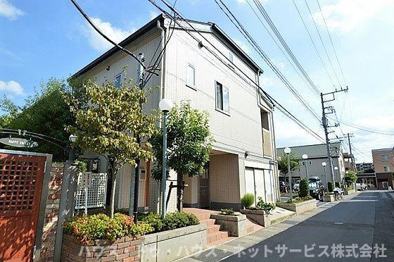 メイクスF棟の外観
