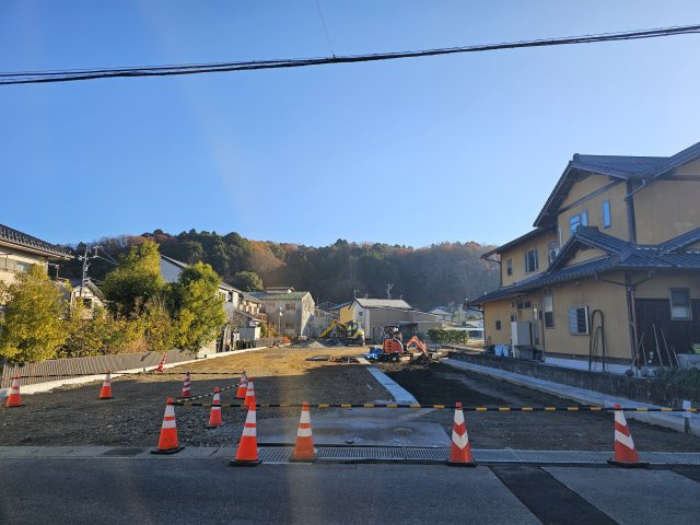 瑞浪市稲津町小里　分譲地