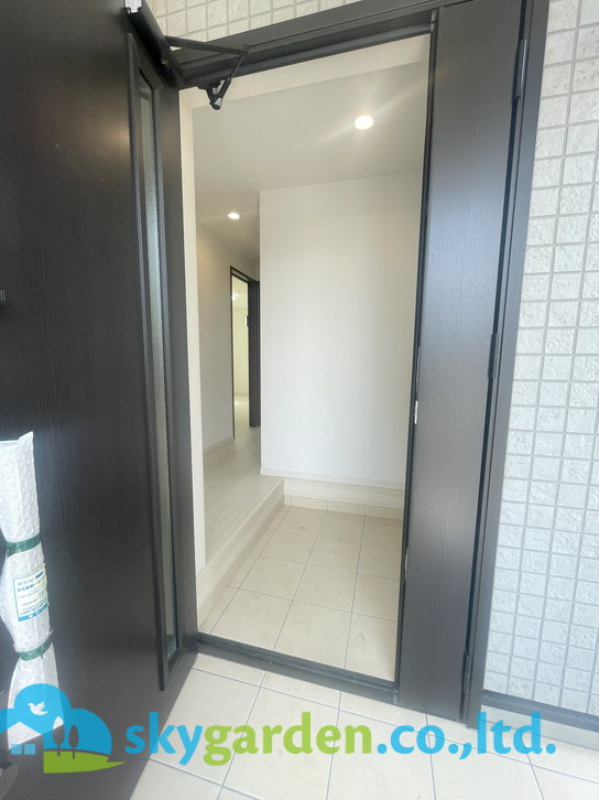 藤沢市善行３丁目　新築戸建　全3棟1号棟の玄関