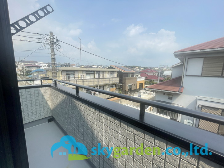 藤沢市善行３丁目　新築戸建　全3棟1号棟のバルコニー