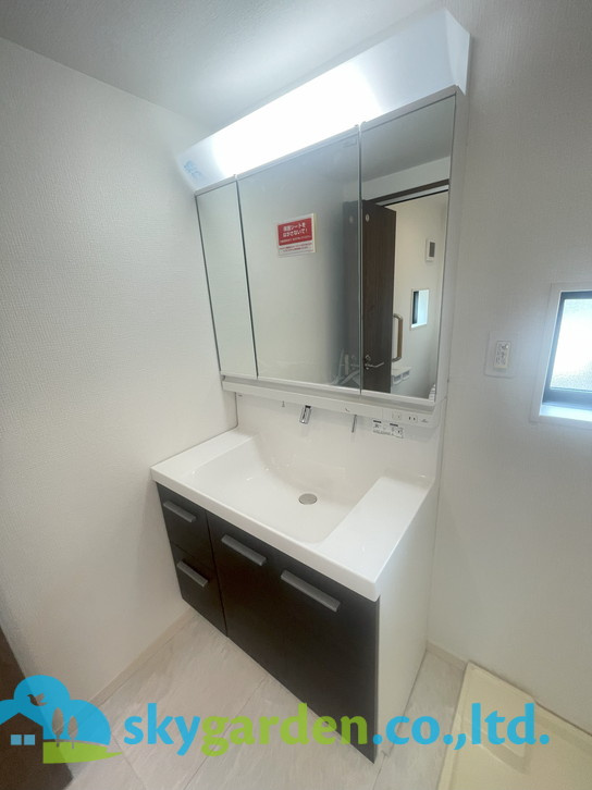 藤沢市善行３丁目　新築戸建　全3棟1号棟の独立洗面台