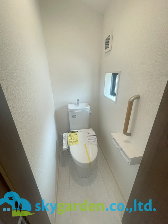 藤沢市善行３丁目　新築戸建　全3棟1号棟のトイレ