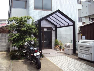 カーサ南野のエントランス