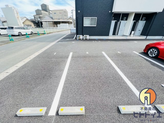THE　ROM和泉の駐車場|駐車場があります