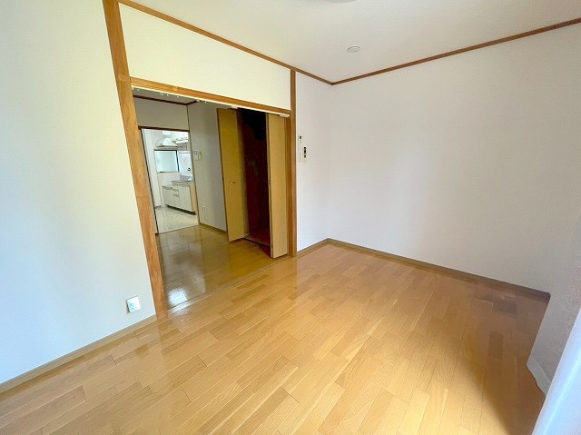 赤羽ハイツの居間・リビング