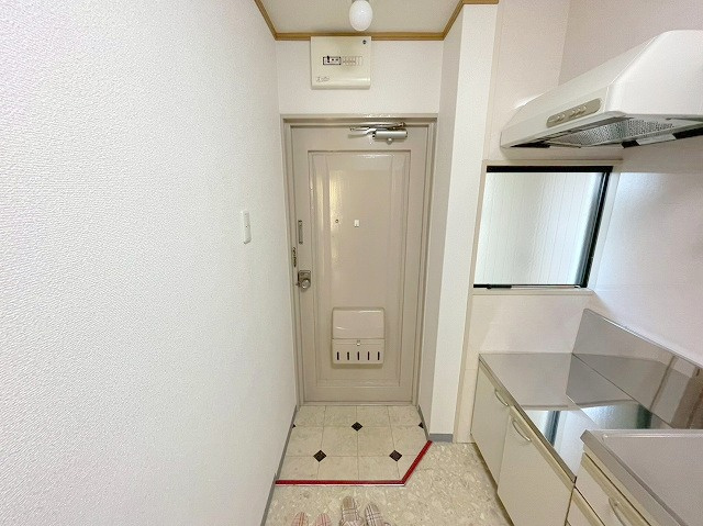 赤羽ハイツの玄関