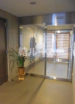 新宿区西早稲田３丁目の賃貸マンションのロビー