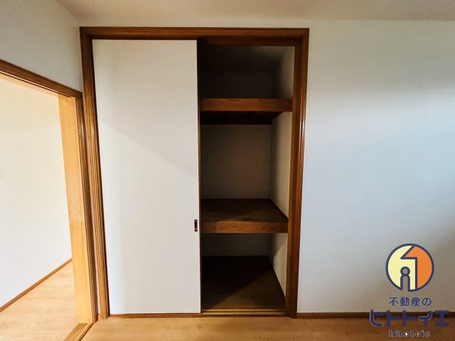 富久貸家の収納|洋室の収納です