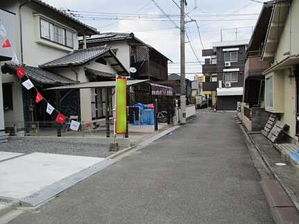 広島市佐伯区美の里1丁目　新築一戸建ての前面道路含む現地写真