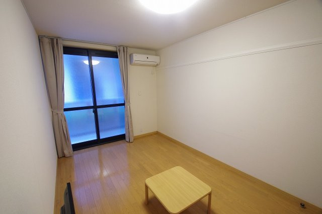 【居間・リビング】 | カルム大津