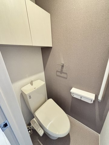 フォンターナ・アモーレⅠのトイレ|※別部屋のイメージ写真です。
