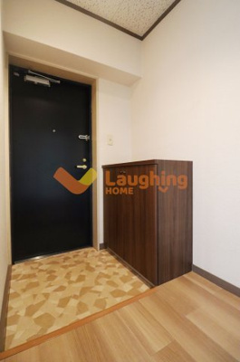 【玄関】 | ラパスマンション諏訪野 | ※写真は別タイプのお部屋です