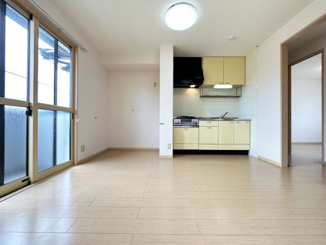 グランフェリオ C棟の居間・リビング