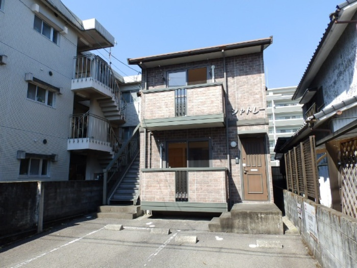 シャトレーの外観