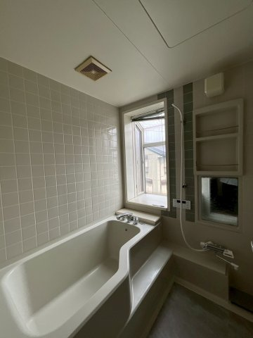 仲町3丁目住宅のその他|過ごしやすい室内です