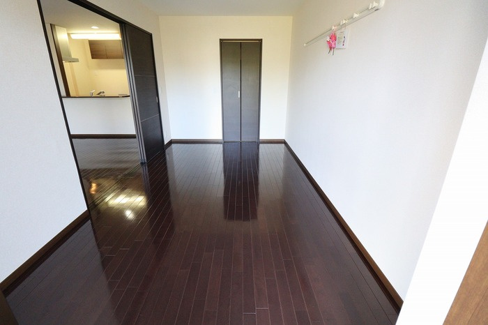 アルカンシェルの寝室|南側洋室