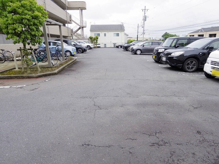 アルカンシェルの駐車場|駐車場