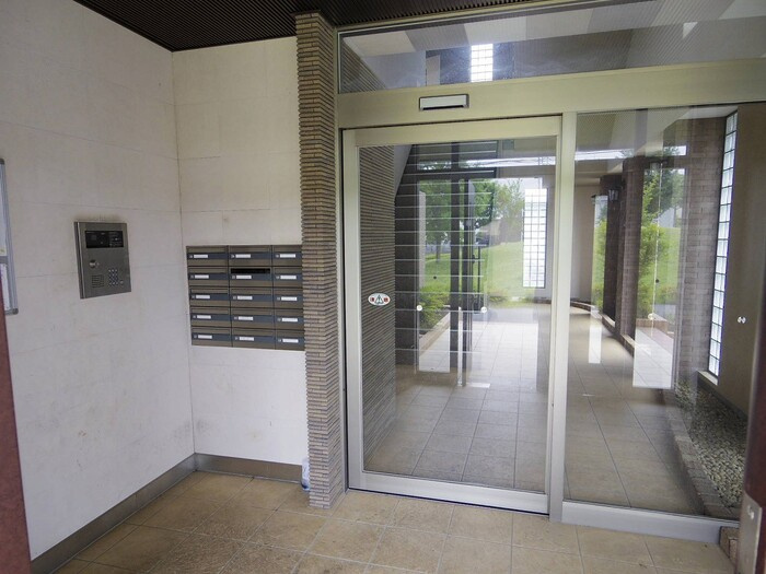 アルカンシェルのエントランス|エントランスのオートロック