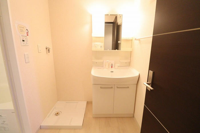 アルカンシェルの独立洗面台|洗髪洗面化粧台