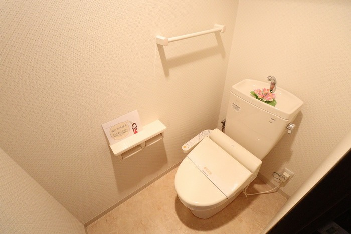 アルカンシェルのトイレ|温水洗浄暖房便座