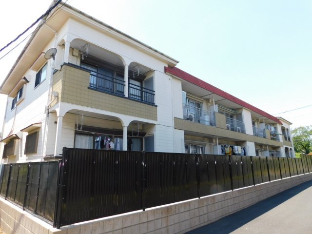 小金井市梶野町３丁目のアパートの外観