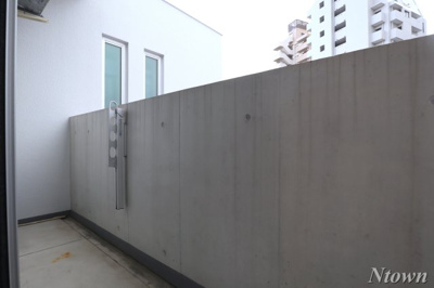 【バルコニー】 | アルビレオ | 広々としたバルコニーです