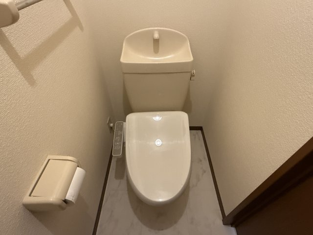 ロイヤルメゾンマエダのトイレ