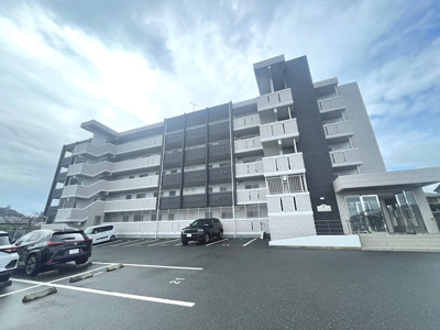 【外観】 | ブランボヌール小倉 | 「０円で入居も可能♪」お得にお探しするなら不動産すまラボにお任せ下さい♪
〇現地待合わせOK　〇LINE対応可　〇他社物件持込ＯＫ
〇遠隔契約OK　〇お値引き喜んで♪皆様のお問合せをお待ちしています♪