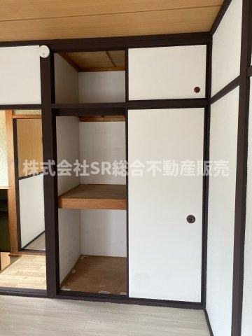 上四条町中古戸建の収納|収納容量たっぷりございます！